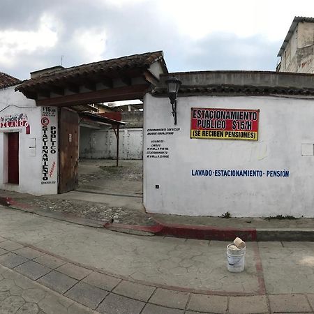 Casa Lek Hotel ซานกริสโตบัล เด ลาสกาซาส ภายนอก รูปภาพ
