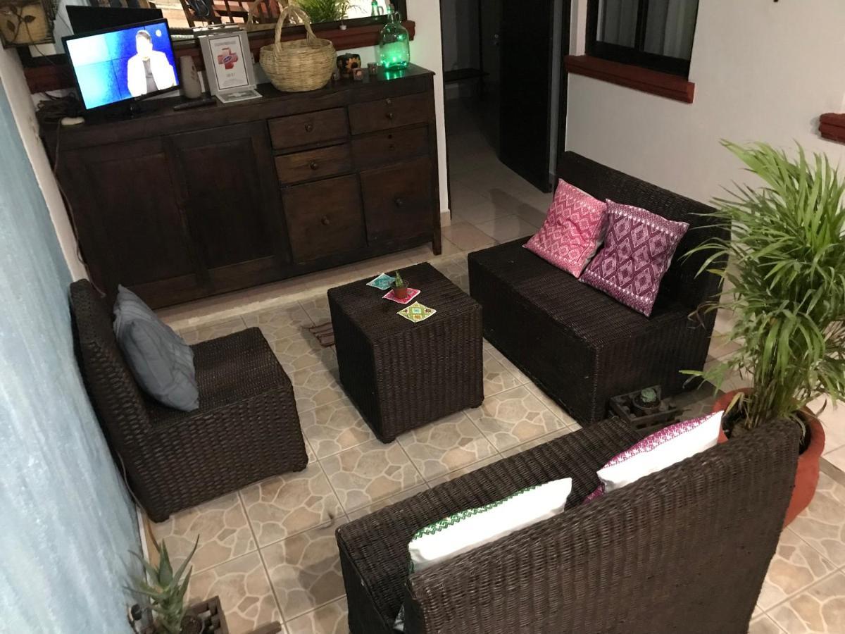 Casa Lek Hotel ซานกริสโตบัล เด ลาสกาซาส ภายนอก รูปภาพ